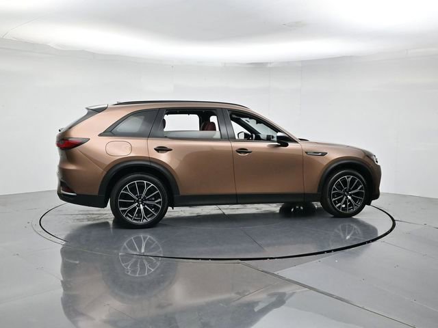 Used 2025 MAZDA CX-70 Plug-In Hybrid w/ Premium Plus AWD/4WD image 2