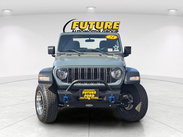 Used 2024 Jeep Wrangler Sport AWD/4WD image 2