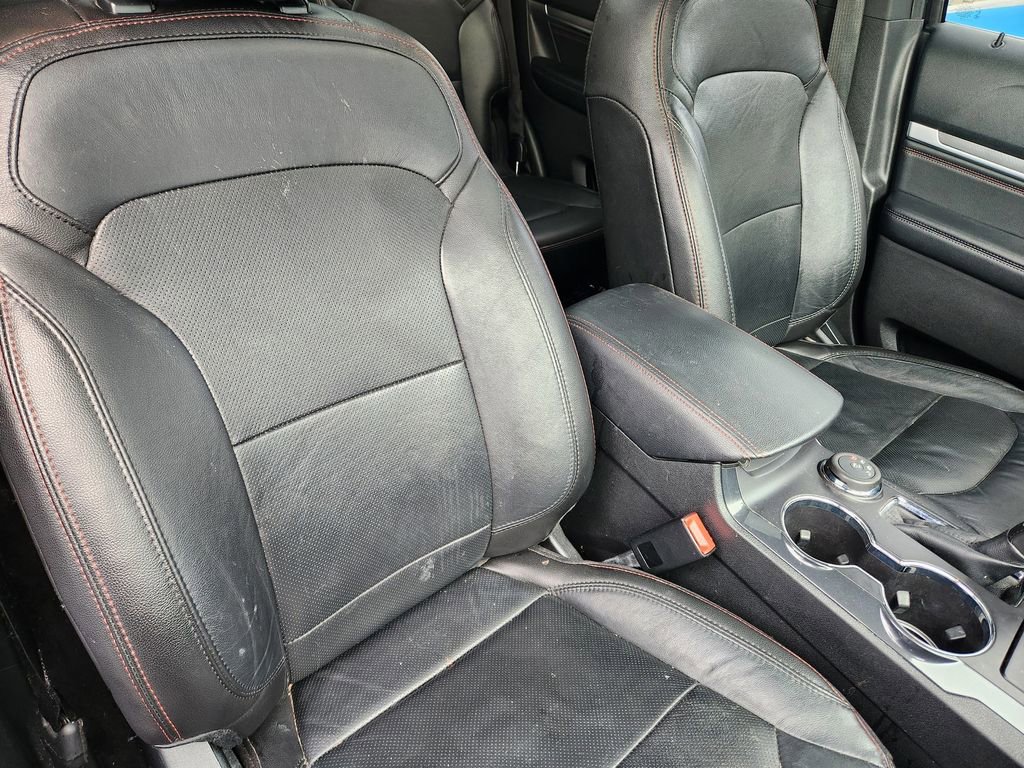 Certified 2018 Ford Explorer Sport w/ Equipment Group 401A image 20