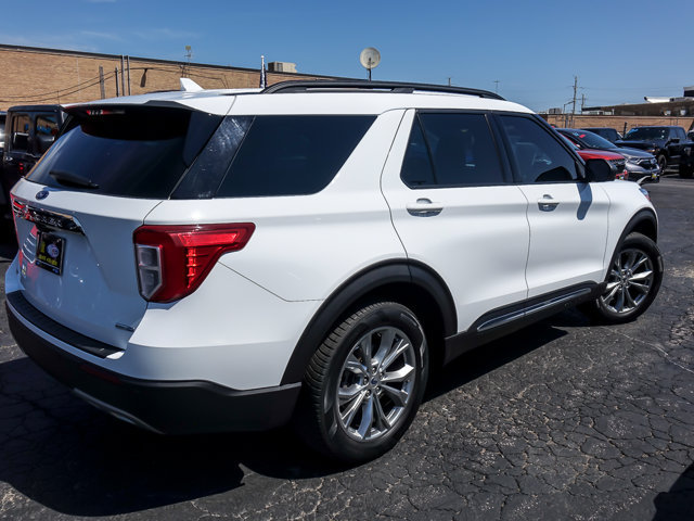 Certified 2020 Ford Explorer XLT w/ Equipment Group 202A AWD/4WD image 9