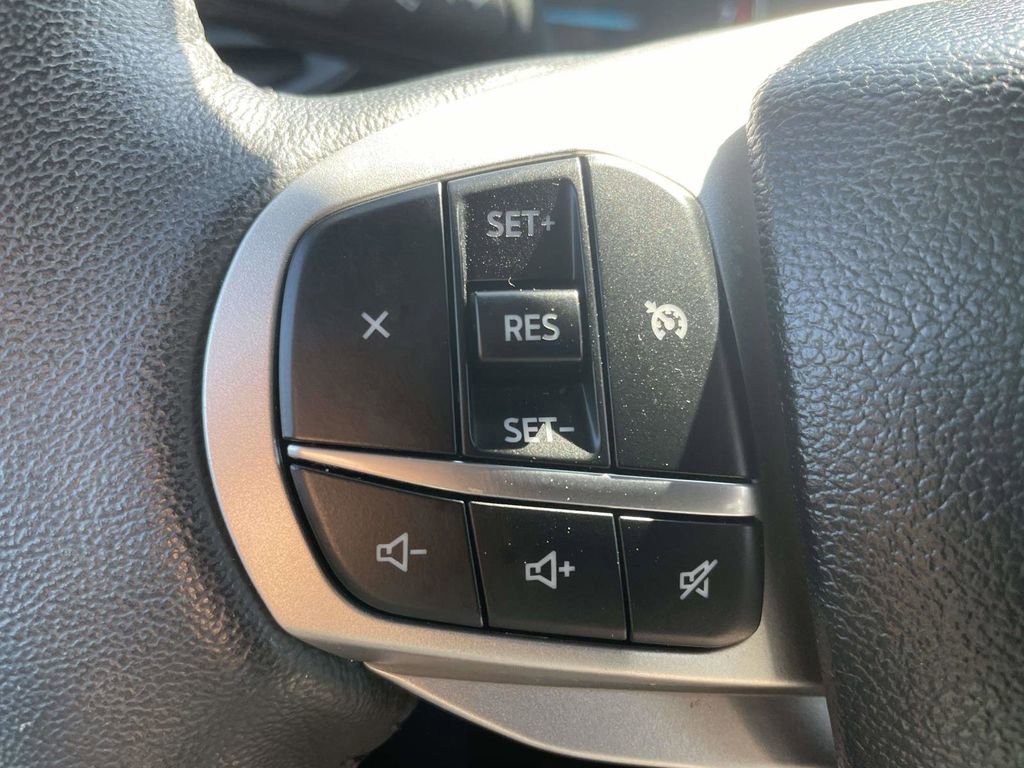 Certified 2024 Ford Explorer XLT image 25