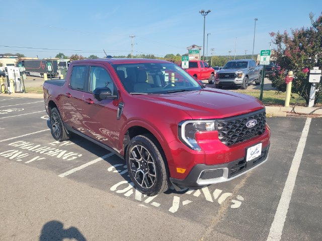 Certified 2026 Ford Maverick Lariat w/ 4K Tow Package AWD/4WD image 3
