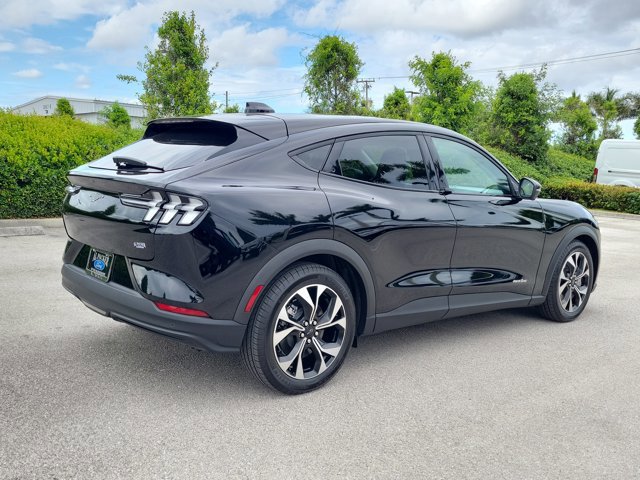 Certified 2025 Ford Mustang Mach-E Select RWD image 7