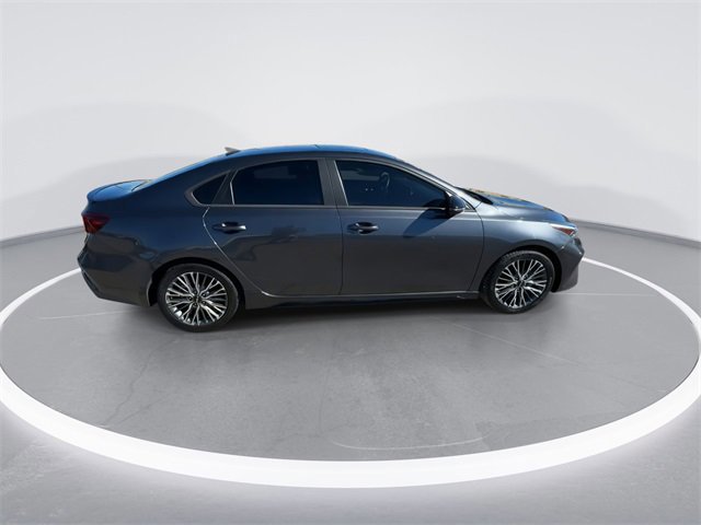 Used 2022 Kia Forte GT-Line w/ GT-Line Premium Package image 4