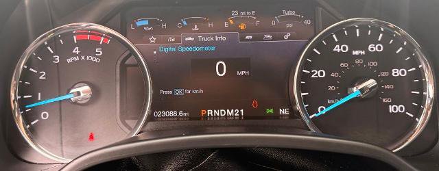 Certified 2019 Ford F450 Platinum w/ Platinum Ultimate Package AWD/4WD image 12