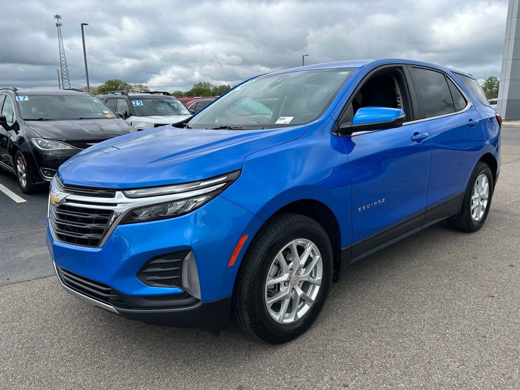 Used 2024 Chevrolet Equinox LT AWD/4WD image 4