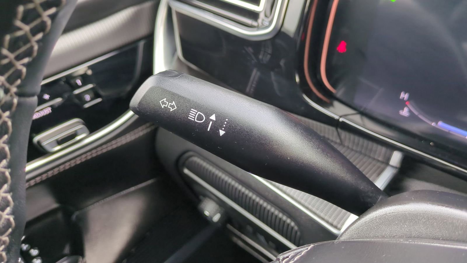 Used 2024 Jeep Grand Wagoneer Series II w/ Quick Order Packagew 28T image 30