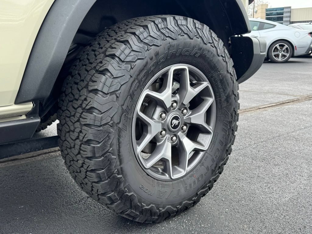 Certified 2025 Ford Bronco Badlands AWD/4WD image 31