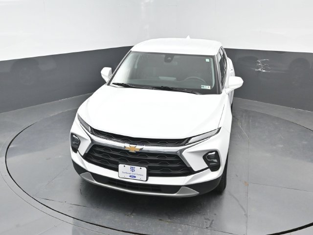 Used 2025 Chevrolet Blazer LT AWD/4WD image 19