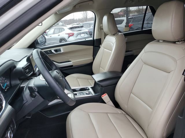Certified 2024 Ford Explorer XLT w/ Equipment Group 202A image 11