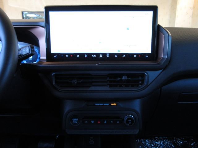 Certified 2025 Ford Bronco Sport Outer Banks w/ Outer Banks Tech Package+ AWD/4WD image 18