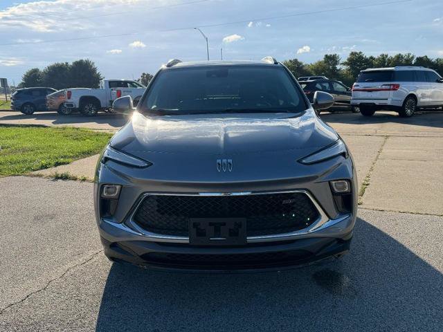 Used 2024 Buick Encore GX Sport Touring FWD image 9