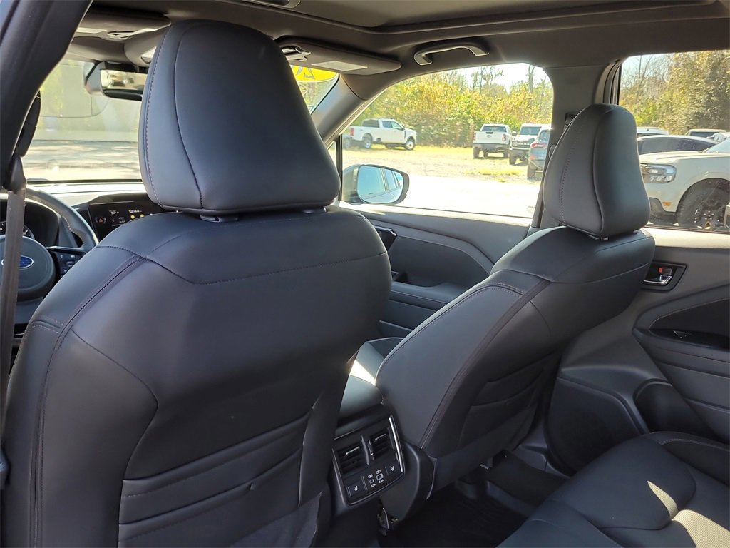 Used 2025 Subaru Forester Touring image 11