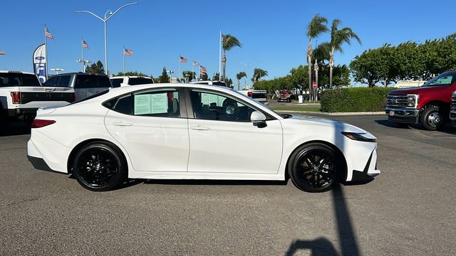 Used 2025 Toyota Camry SE w/ Multimedia Upgrade Package image 2