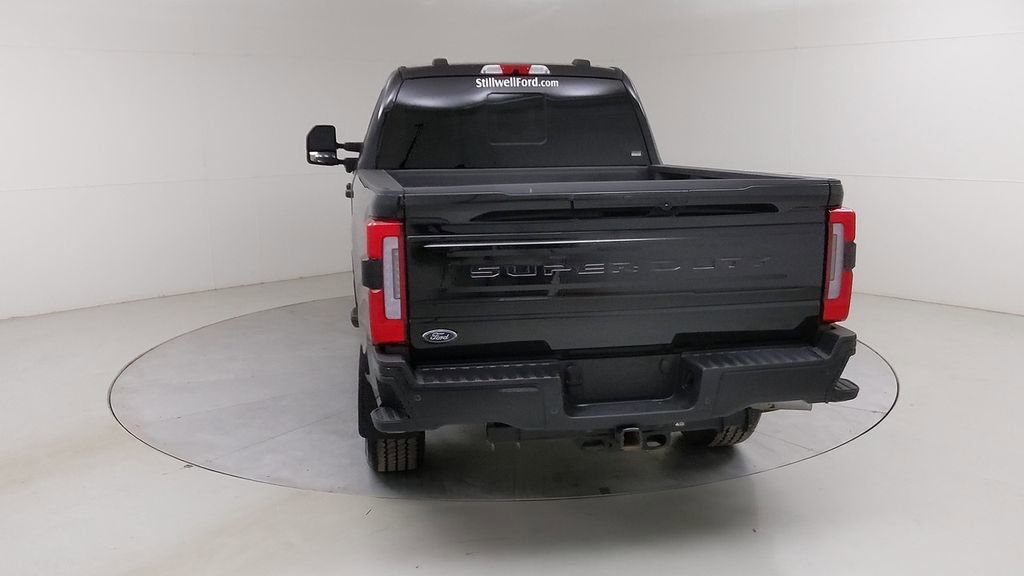 Certified 2025 Ford F250 Platinum AWD/4WD image 17