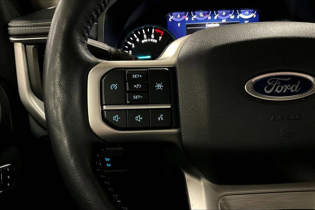 Certified 2024 Ford Expedition Max XLT image 17