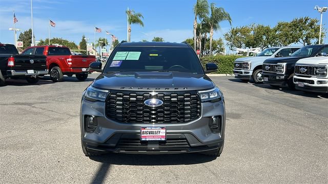 Certified 2025 Ford Explorer ST-Line w/ Premium Package RWD image 9