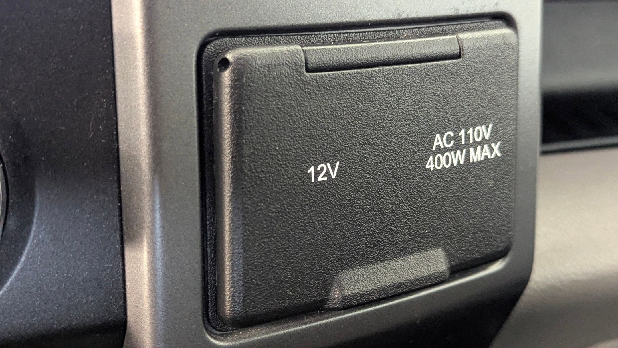 Certified 2019 Ford F150 XLT w/ Equipment Group 302A Luxury image 28