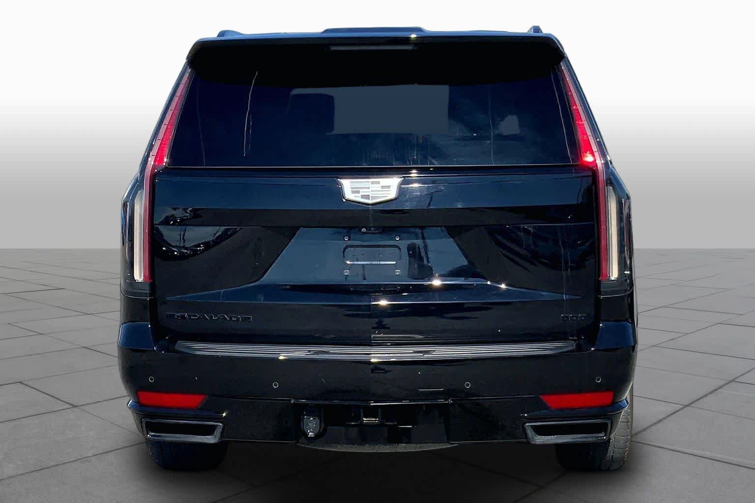 Used 2022 Cadillac Escalade Sport w/ Touring Package AWD/4WD image 5