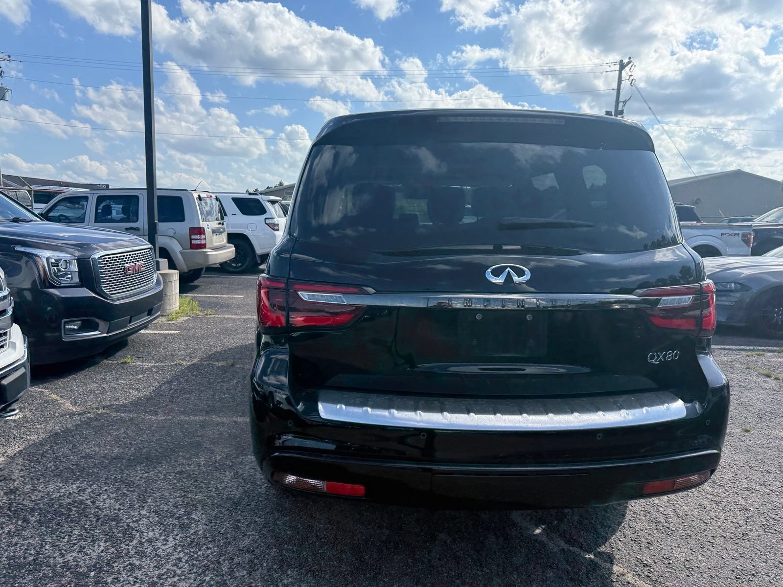 Used 2021 INFINITI QX80 Premium Select w/ All-Season Package RWD image 6