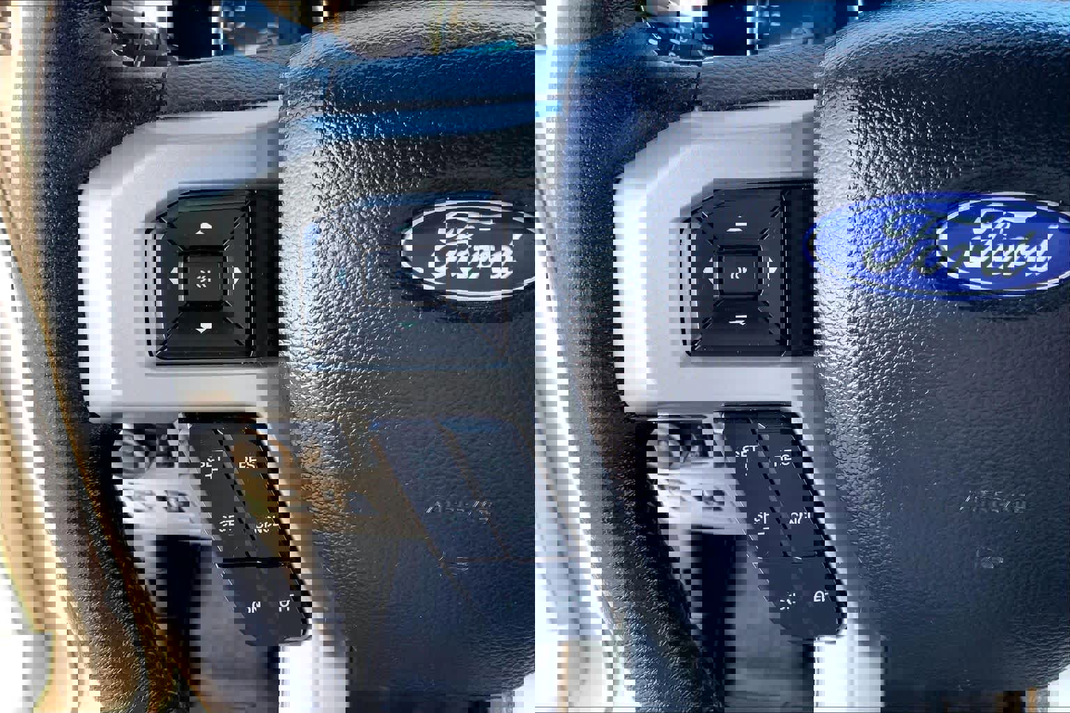 Certified 2020 Ford F150 Lariat w/ Equipment Group 502A Luxury image 20