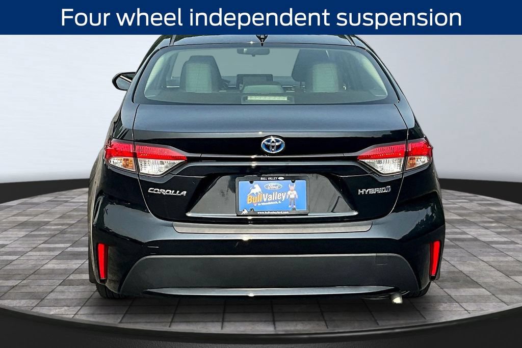 Used 2022 Toyota Corolla LE FWD image 5