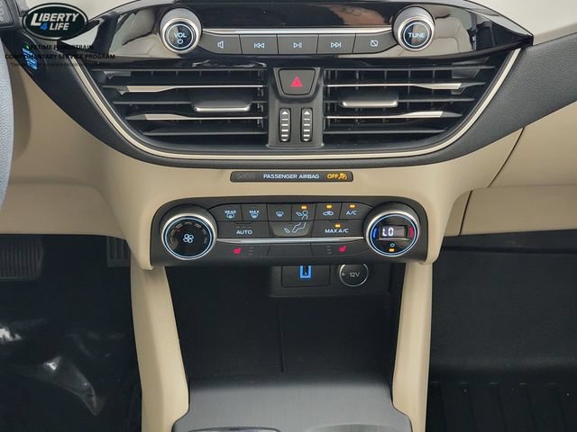 Certified 2020 Ford Escape SE FWD image 24