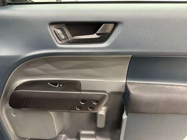 Certified 2023 Ford Maverick XL image 18