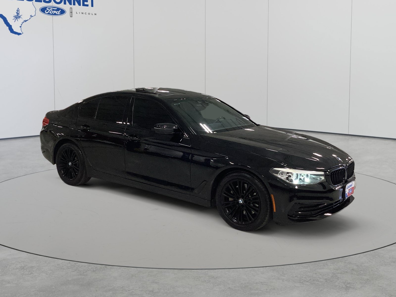Used 2019 BMW 530i RWD image 3