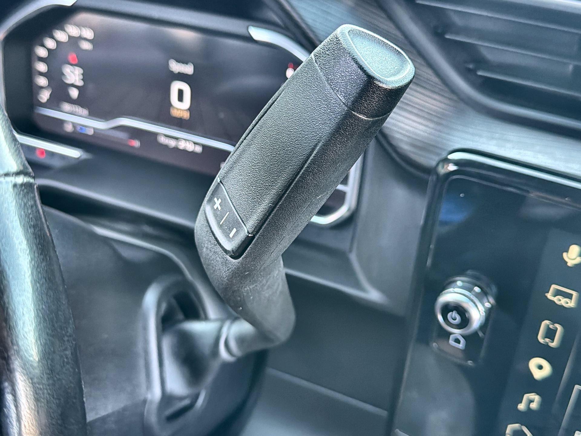 Used 2024 GMC Sierra 2500 Denali Ultimate AWD/4WD image 20
