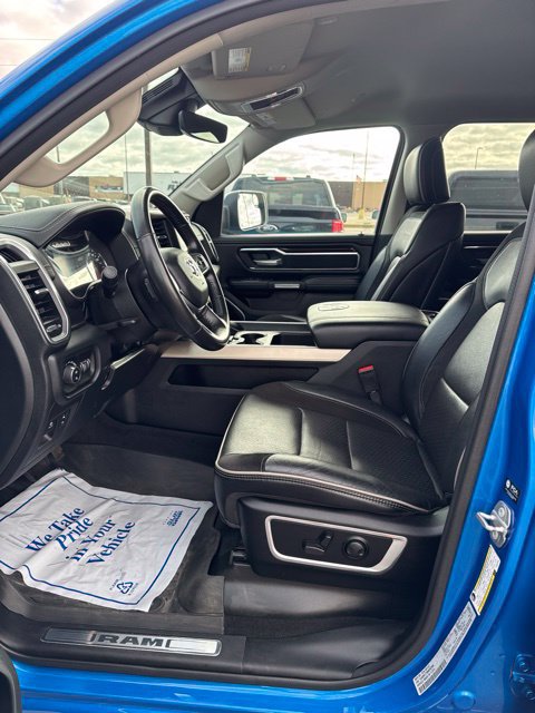 Used 2022 RAM 1500 Laramie AWD/4WD image 13