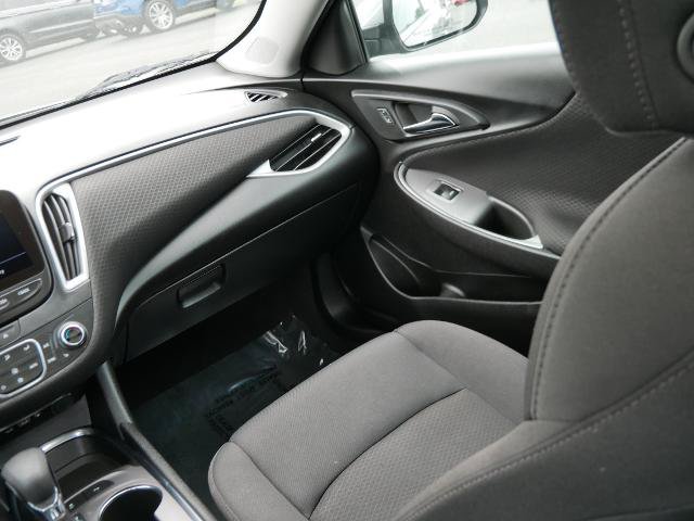 Used 2024 Chevrolet Malibu LT FWD image 17