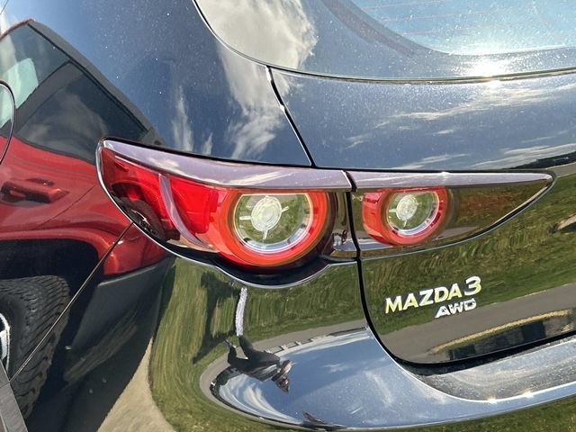 Used 2024 MAZDA MAZDA3 Hatchback w/Premium Plus Pkg AWD/4WD image 9
