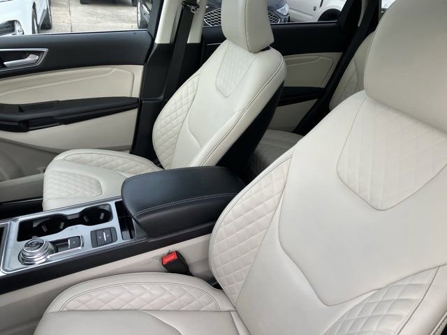 Certified 2024 Ford Edge Titanium image 24