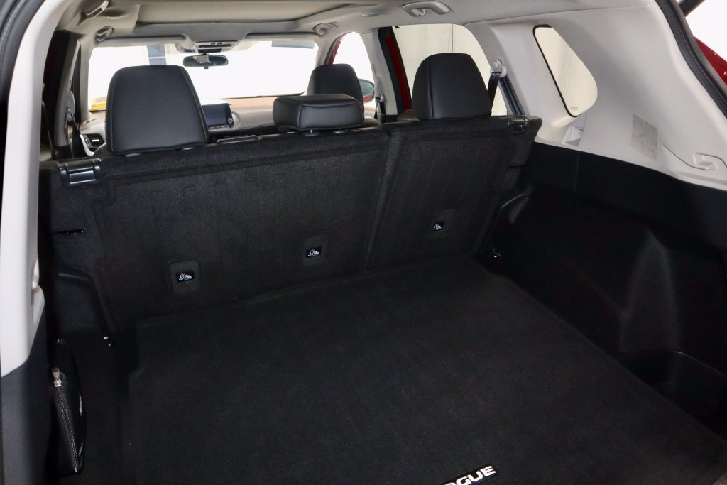 Used 2023 Nissan Rogue SV w/ SV Premium B Package AWD/4WD image 15