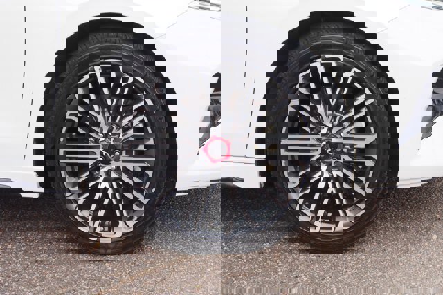 Used 2023 Kia Forte GT w/ GT2 Package image 9