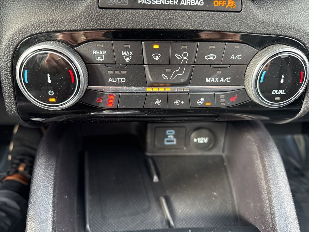 Certified 2022 Ford Escape SEL w/ Technology Package image 27