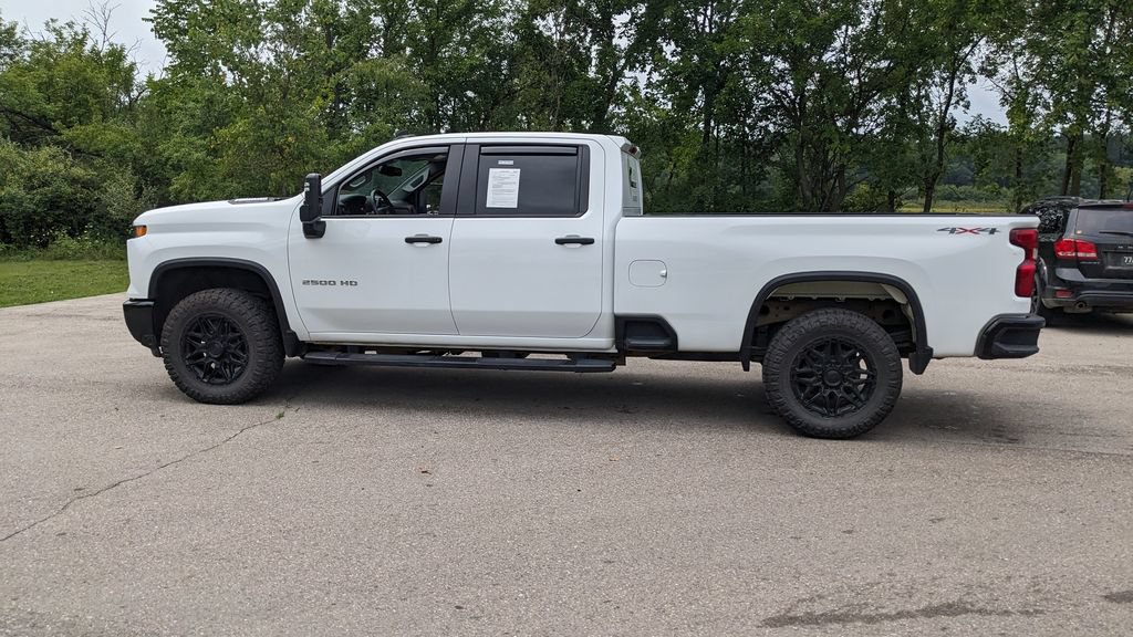 Used 2025 Chevrolet Silverado 2500 Custom w/ Custom Value Package AWD/4WD image 6