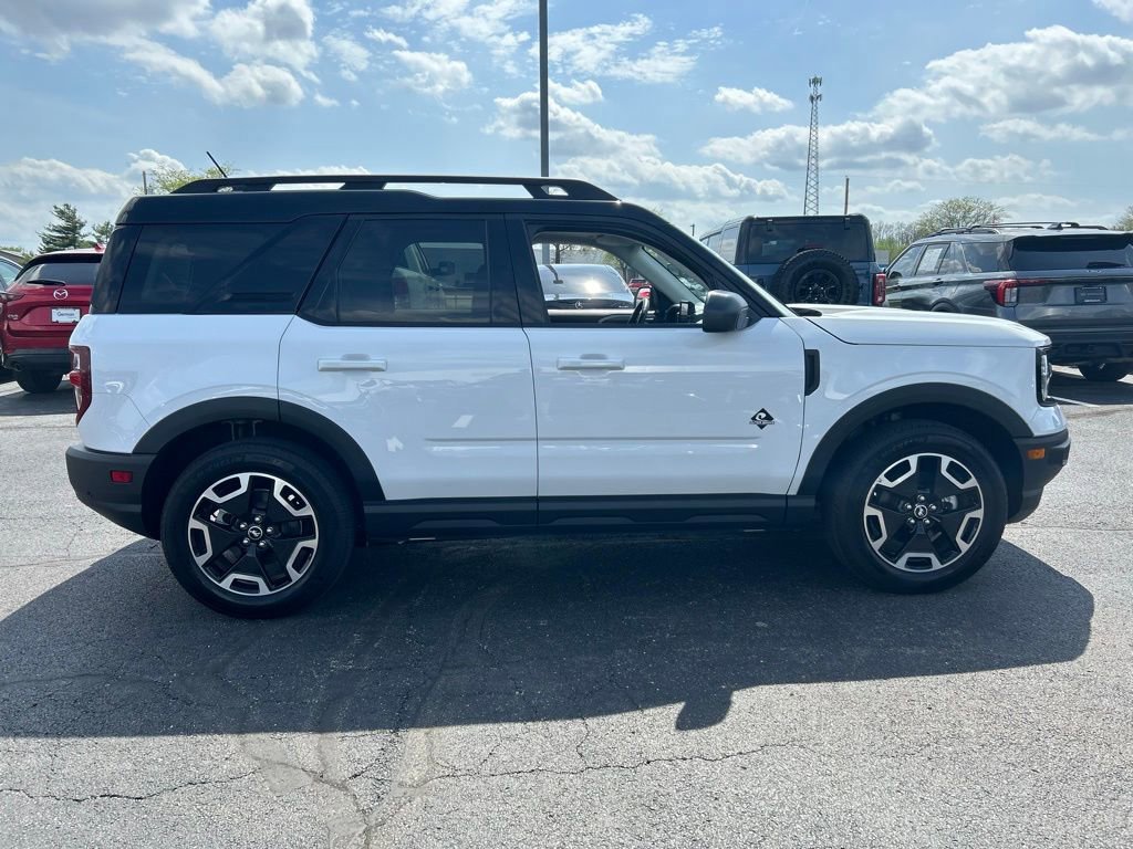 Certified 2024 Ford Bronco Sport Outer Banks w/ Tech Package AWD/4WD image 3
