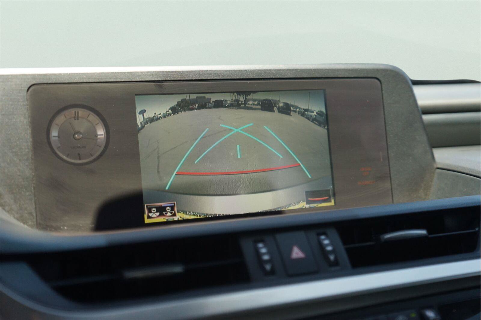 Used 2019 Lexus ES 350 w/ Accessory Package 2 FWD image 28