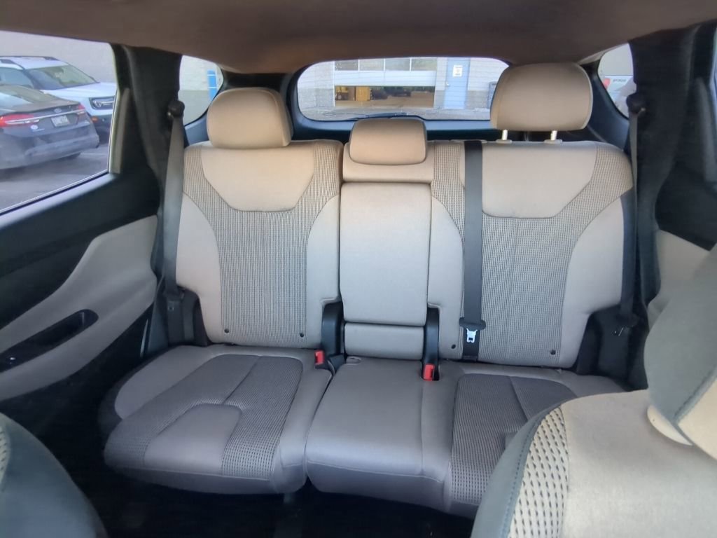 Used 2022 Hyundai Santa Fe SEL image 17