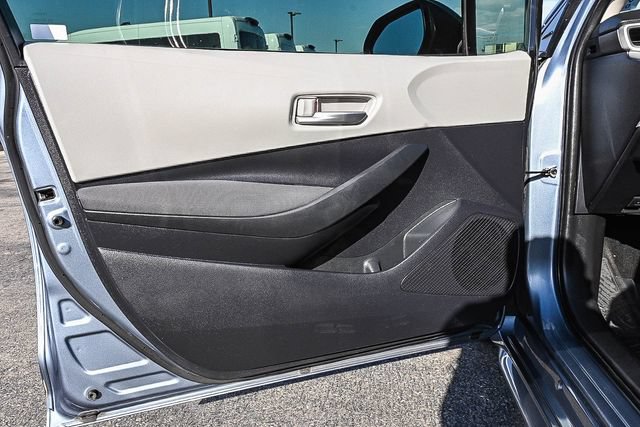 Used 2020 Toyota Corolla LE w/ Carpet Mat Package (TMS) FWD image 23