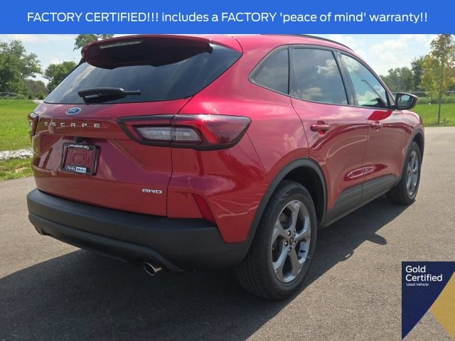 Certified 2025 Ford Escape ST-Line Select AWD/4WD image 12