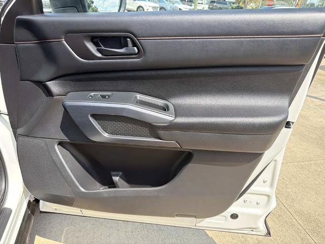Used 2023 Nissan Pathfinder Rock Creek AWD/4WD image 16