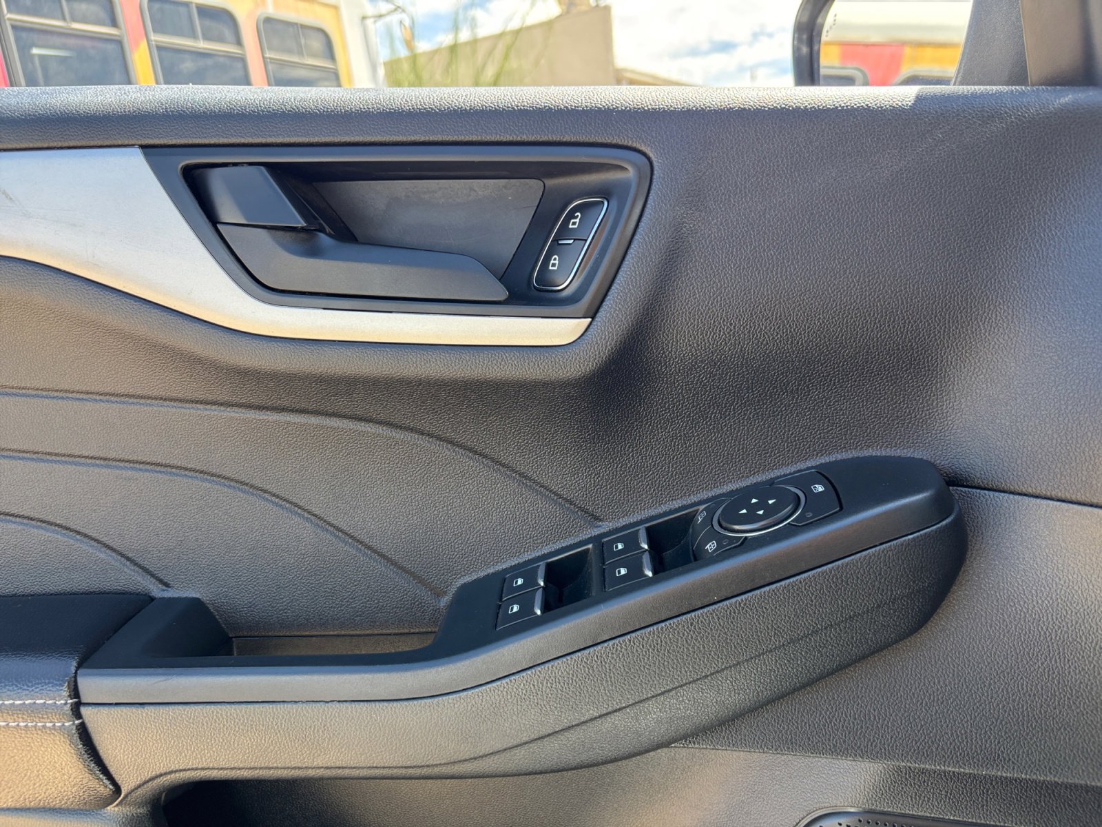 Certified 2022 Ford Escape SE FWD image 16