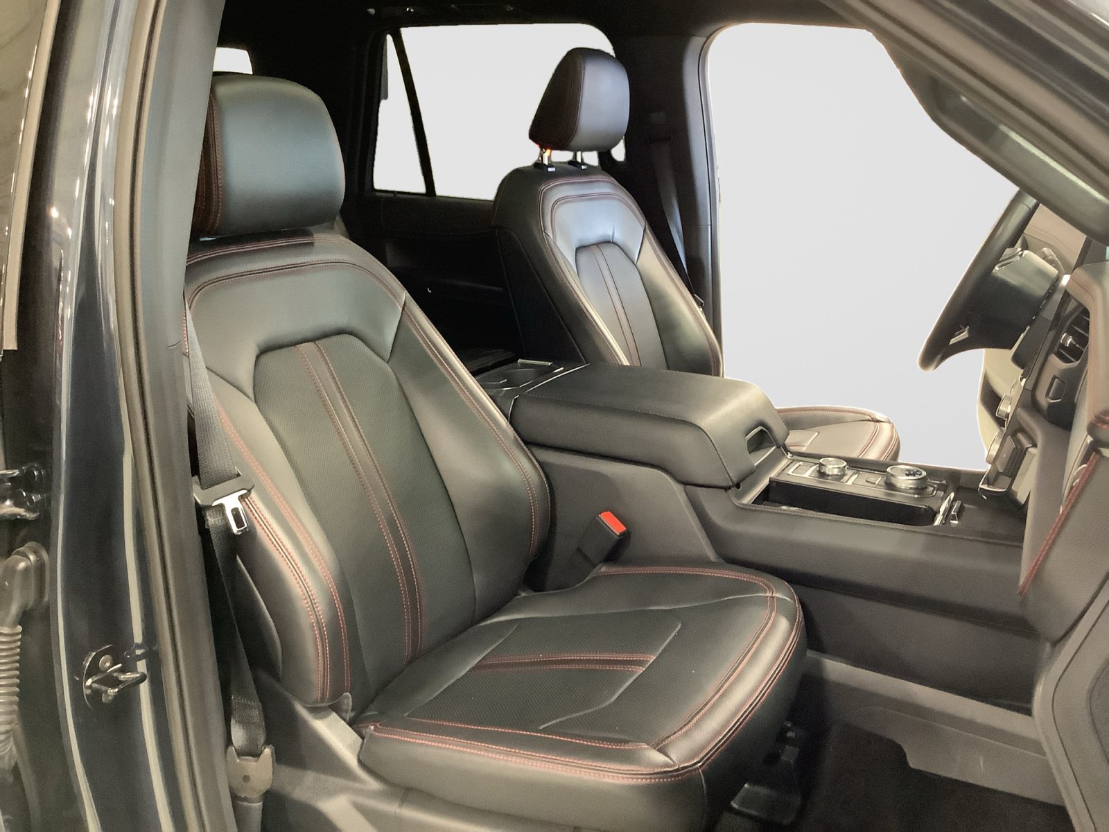 Certified 2023 Ford Expedition Limited AWD/4WD image 20
