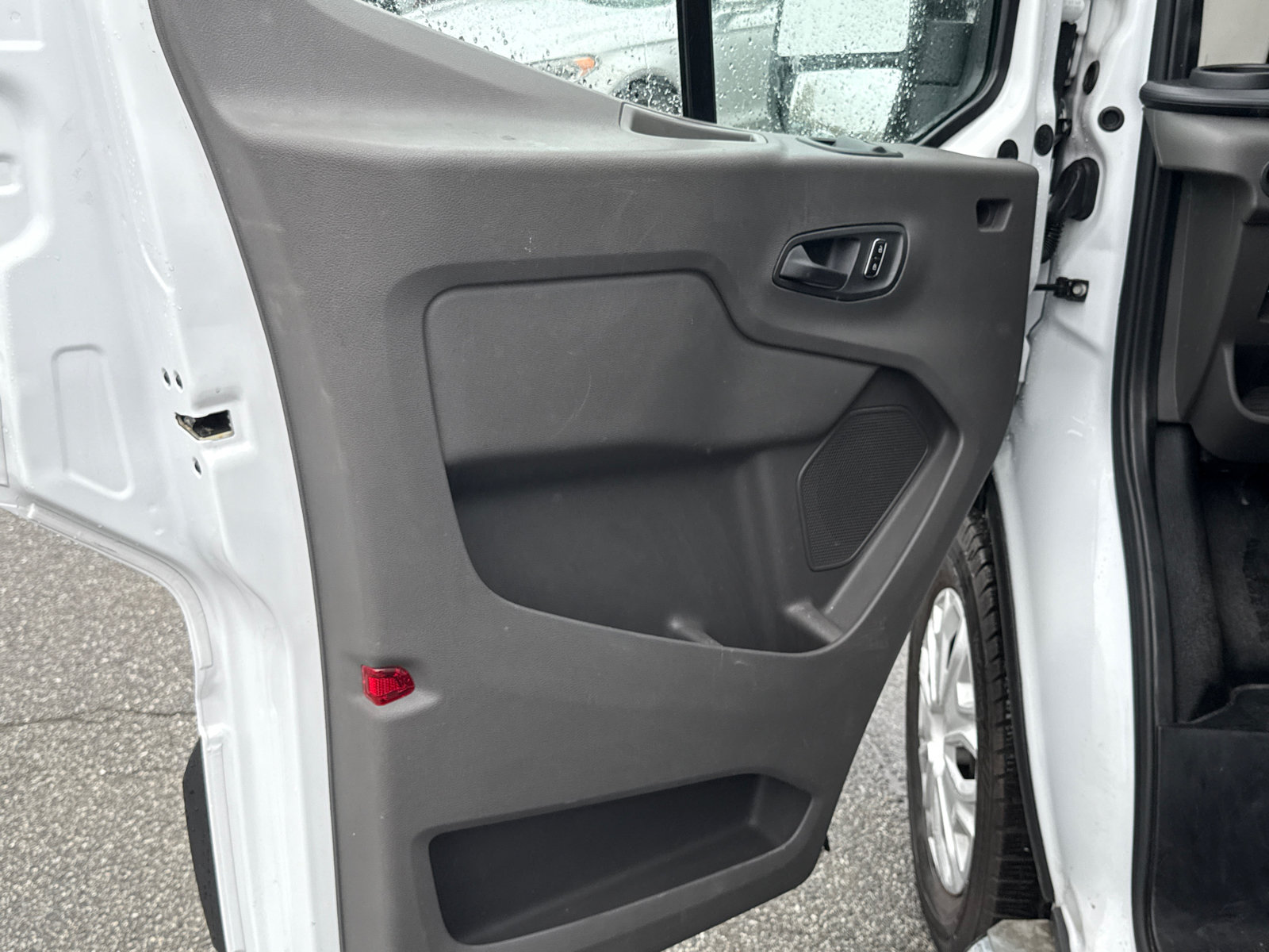 Certified 2025 Ford Transit 250 Low Roof w/ Exterior Upgrade Package RWD image 9