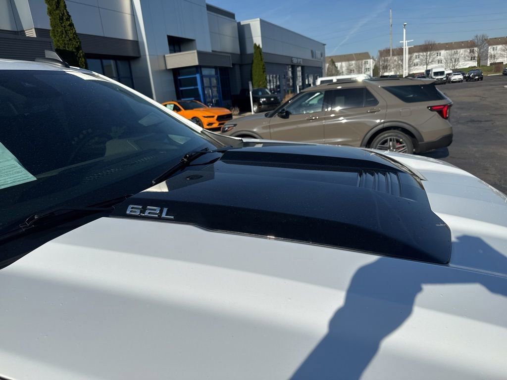 Used 2022 Chevrolet Silverado 1500 ZR2 w/ Technology Package AWD/4WD image 47