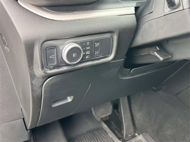 Certified 2022 Ford Explorer XLT w/ Equipment Group 202A image 31