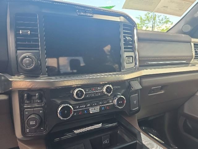 Certified 2025 Ford F250 King Ranch AWD/4WD image 20